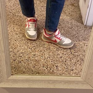 Nike shoes. Youth 7-fits W 8.5